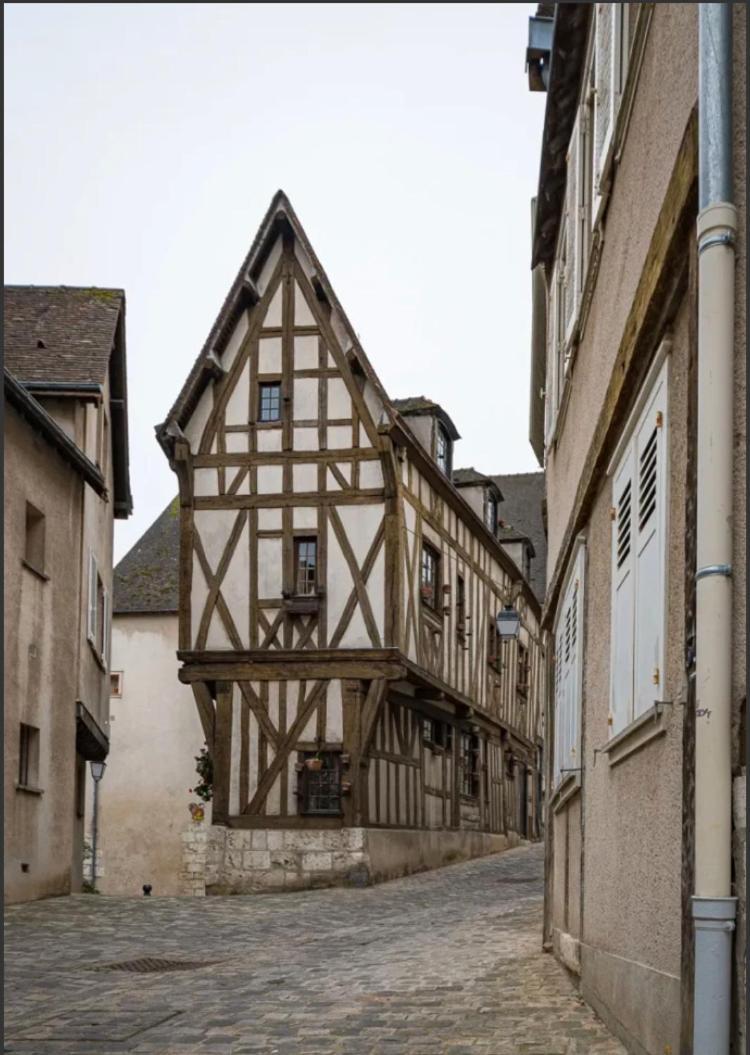 L Ecuyer Appartement Au Coeur Du Quartier Historique Chartres Dış mekan fotoğraf