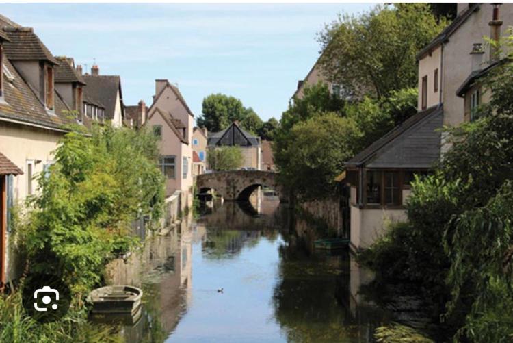 L Ecuyer Appartement Au Coeur Du Quartier Historique Chartres Dış mekan fotoğraf
